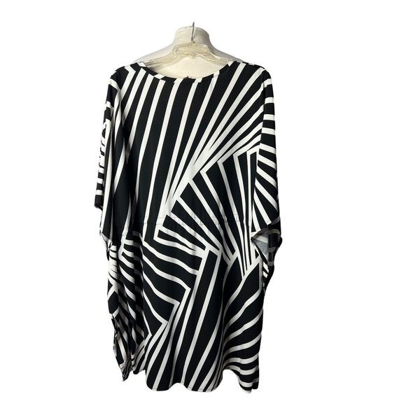 HAANI Women's Dress 2X Black White Striped KneeShort Sleeve Stretch V-Neck - Picture 2 of 12